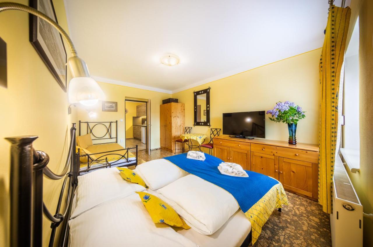 Český Krumlov Villa Gardena מראה חיצוני תמונה